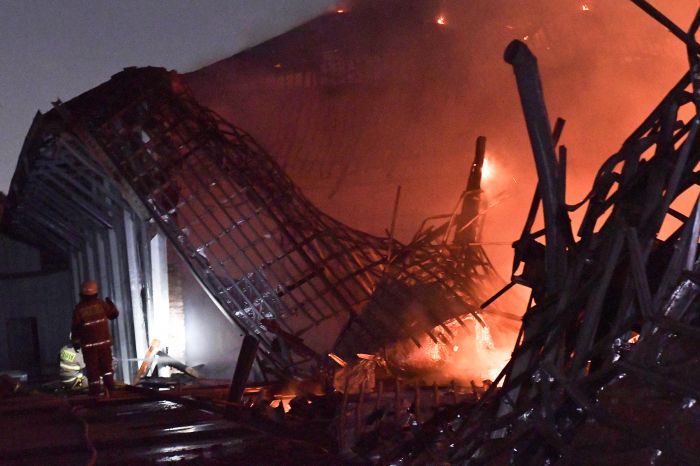 F7a2341362adf75bf6bfebe6c16ac46d