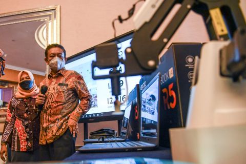 761776e372a4d14d62ae9bc3f86ea245