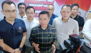 06daa387deaa34bee1393667cb7e8ace