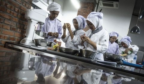 5115a023b25c34ef8aaf6ecc62303852