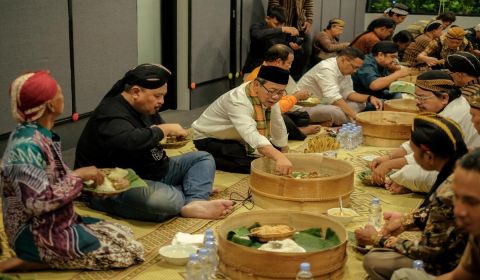 869edea774c5ef5a2b0509cdd8db6cb2