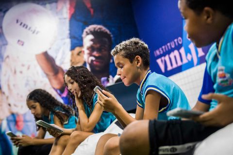 B854a12a0b2379ba89a0638923b83d81